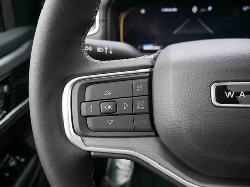 New 2025 Jeep Wagoneer L Series II image 45