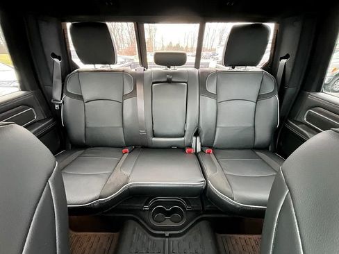 New 2026 RAM 3500 Laramie AWD/4WD image 36