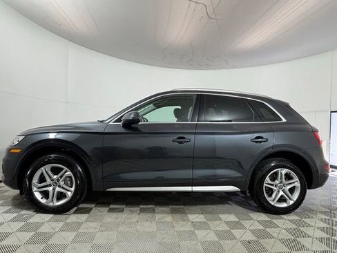 Used 2019 Audi Q5 2.0T Premium w/ Convenience Package AWD/4WD image 4