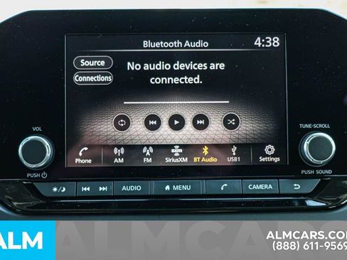 Used 2025 Nissan Pathfinder S image 42