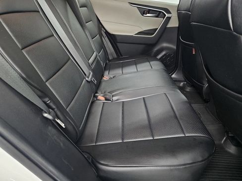 Used 2019 Toyota RAV4 XLE w/ All Weather Liner Package AWD/4WD image 25
