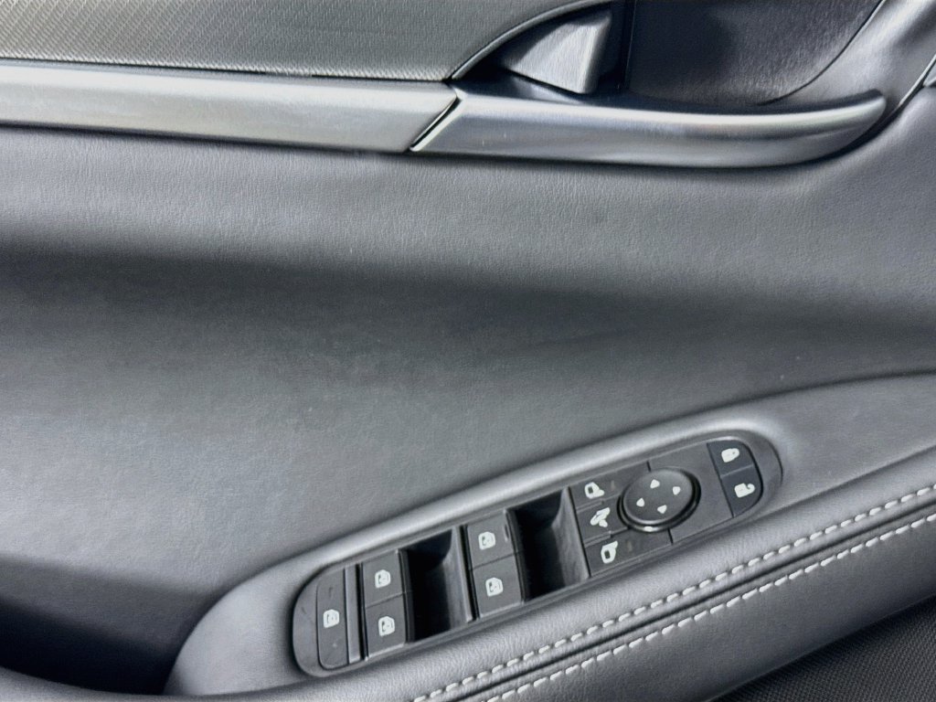 Certified 2027 INFINITI QX60 Luxe w/ Cargo Package FWD image 24