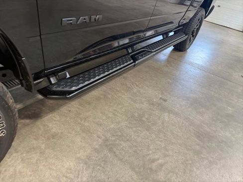 Certified 2025 RAM 2500 Big Horn AWD/4WD image 34