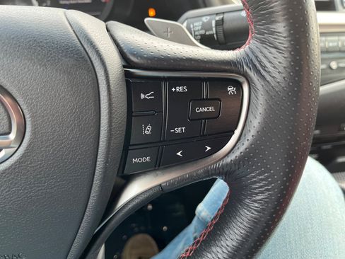 Used 2019 Lexus ES 350 F Sport image 25