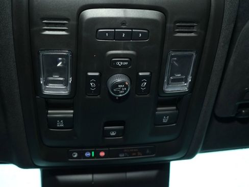 Used 2024 Cadillac Escalade V w/ LPO, ONYX Package AWD/4WD image 40