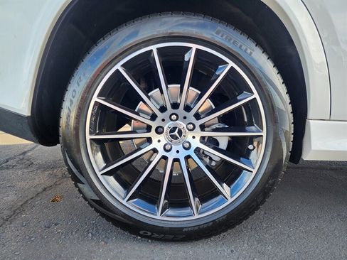 Used 2023 Mercedes-Benz GLE 350 4MATIC w/ AMG Line Exterior image 21