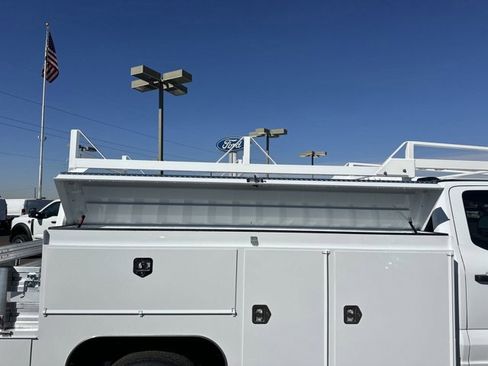 New 2025 Ford F550 4x4 Crew Cab Super Duty image 11