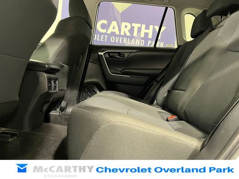 Used 2025 Toyota RAV4 LE AWD/4WD image 22