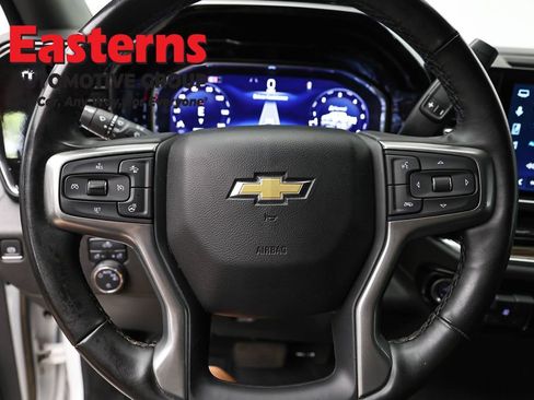 Used 2025 Chevrolet Silverado 1500 LT AWD/4WD image 10