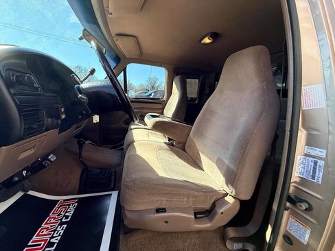 Used 1997 Ford F250 XLT image 18