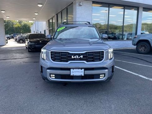 Used 2023 Kia Telluride SX Prestige AWD/4WD image 2