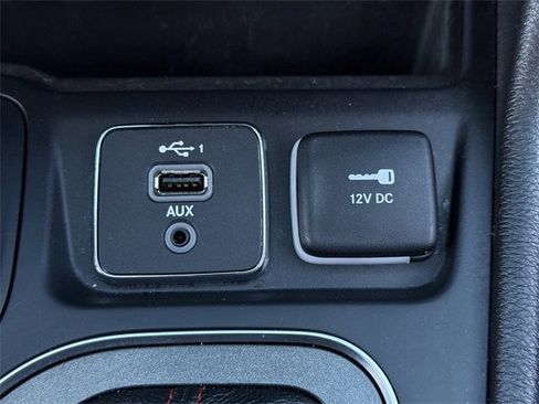 Used 2020 Jeep Cherokee Trailhawk w/ Comfort/Convenience Group image 23