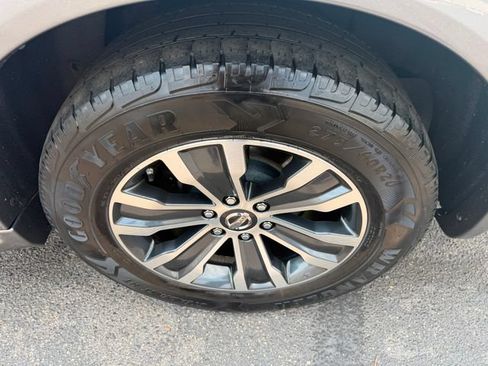 Used 2018 Nissan Armada SL AWD/4WD image 15