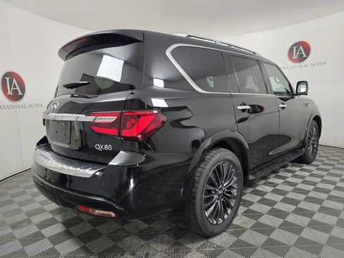 Used 2022 INFINITI QX80 Sensory w/ All-Season Package image 4