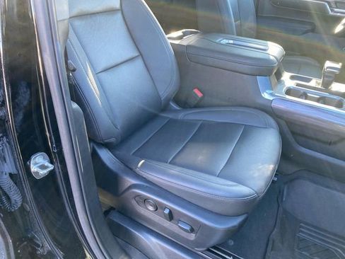 Used 2022 Chevrolet Silverado 1500 LTZ w/ LTZ Premium Package image 27