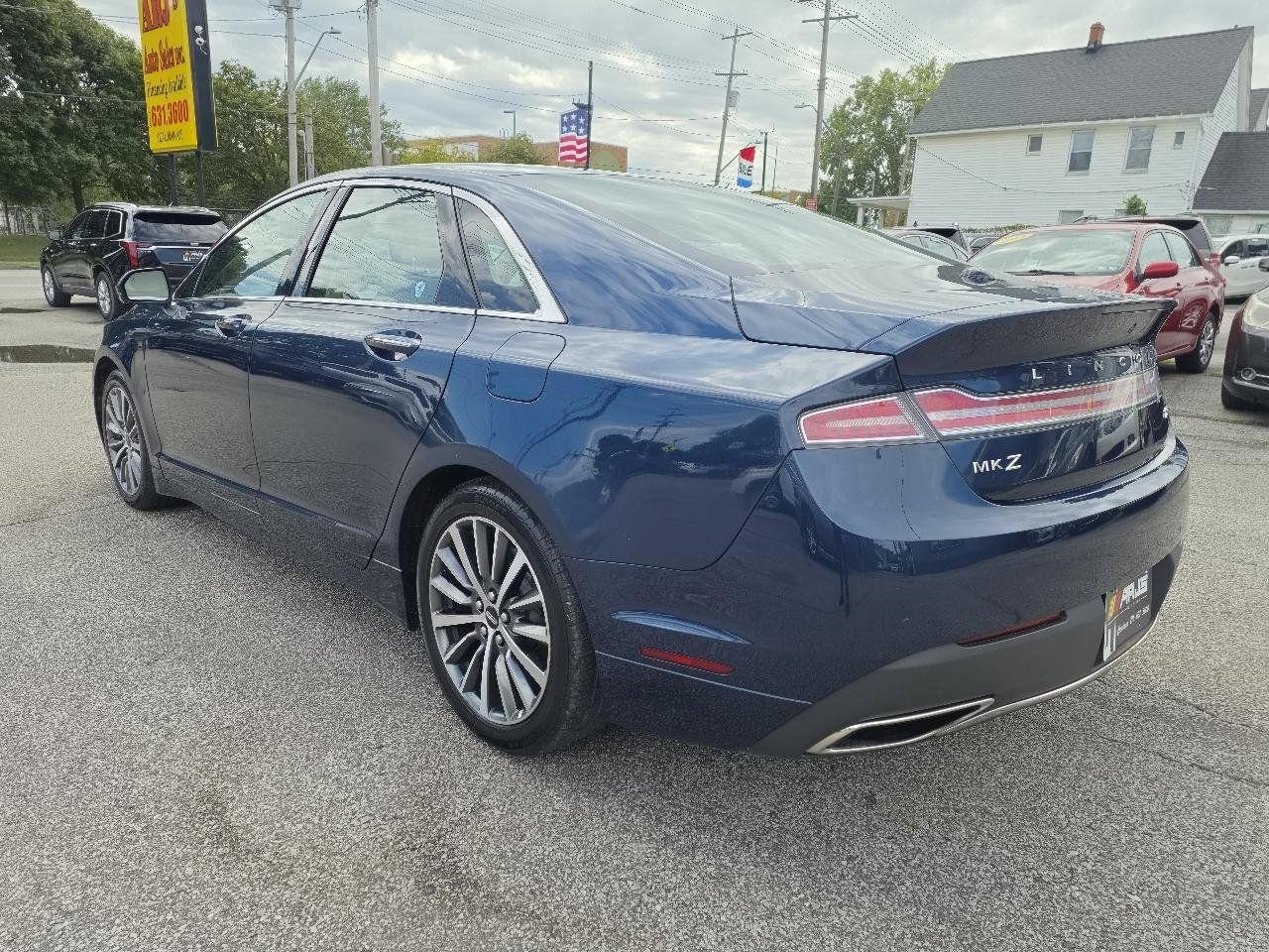Used 2017 Lincoln MKZ Select w/ Select Plus Package AWD/4WD image 7