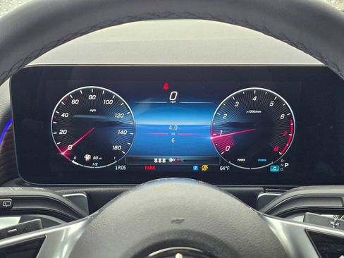 New 2026 Mercedes-Benz GLB 250 image 27