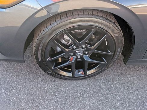 Used 2024 Honda Civic Sport image 10