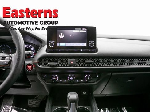 Used 2023 Honda HR-V Sport image 11