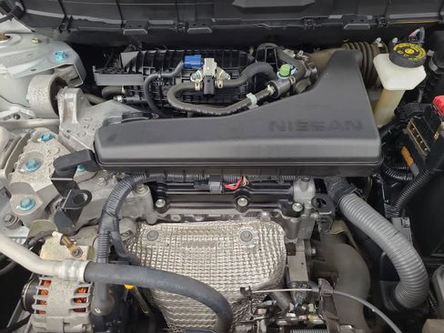 Used 2016 Nissan Rogue S image 17