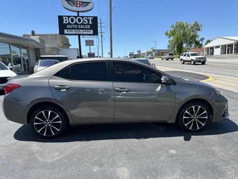 Used 2019 Toyota Corolla SE FWD image 8