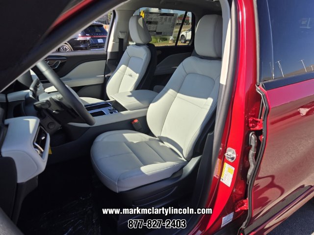 New 2026 Lincoln Aviator 2WD w/ Jet Appearance Package image 7