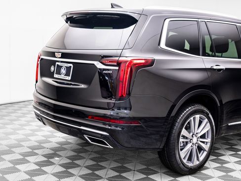 New 2025 Cadillac XT6 Premium Luxury image 28