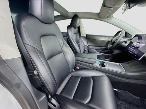 Used 2023 Tesla Model 3 Standard Range RWD image 31