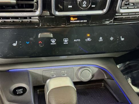 Certified 2026 Nissan Sentra SV w/ SV Convenience Package FWD image 16