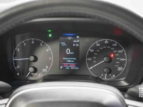 Certified 2024 Toyota Corolla SE image 26