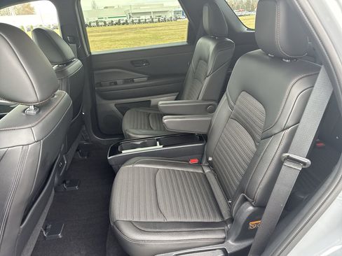 Used 2024 Nissan Pathfinder Rock Creek image 26