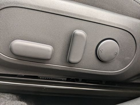 New 2025 Hyundai Kona SEL image 18