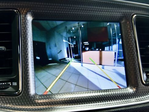 Used 2015 Dodge Challenger SRT Hellcat image 18