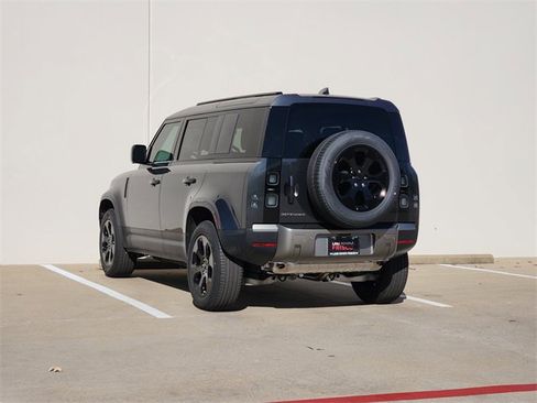 New 2026 Land Rover Defender 110 S image 3