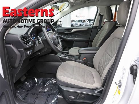 Used 2022 Ford Escape SE AWD/4WD image 14