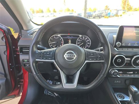 Used 2022 Nissan Sentra SR image 32