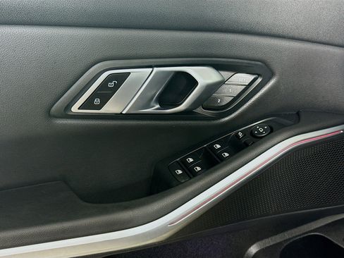 Used 2022 BMW 330i Sedan w/ Premium Package 2 RWD image 24