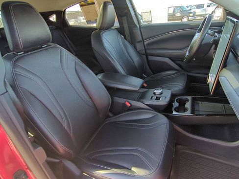 Used 2021 Ford Mustang Mach-E Premium image 28