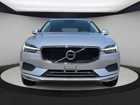 Used 2021 Volvo XC60 T6 Momentum w/ Premium Package AWD/4WD image 3