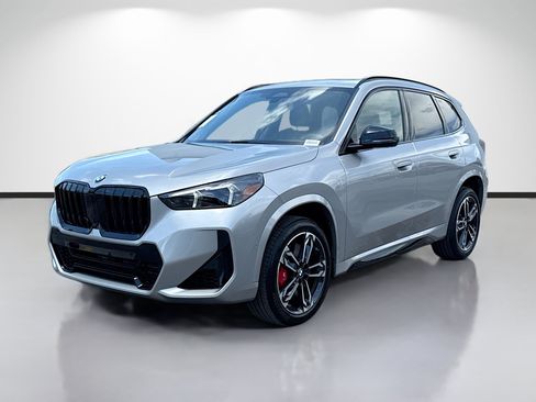 New 2026 BMW X1 xDrive28i w/ Technology Package AWD/4WD image 7