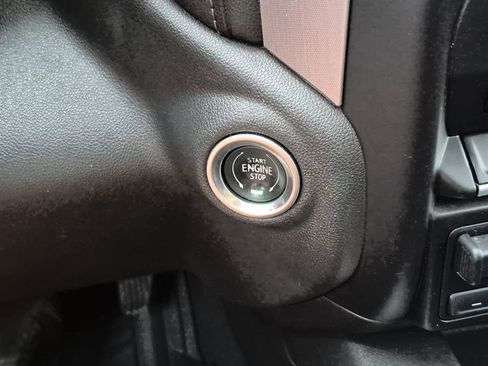 Used 2022 GMC Sierra 1500 SLT image 25