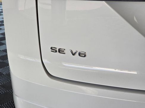 Used 2023 Volkswagen Atlas Cross Sport SE AWD/4WD image 13