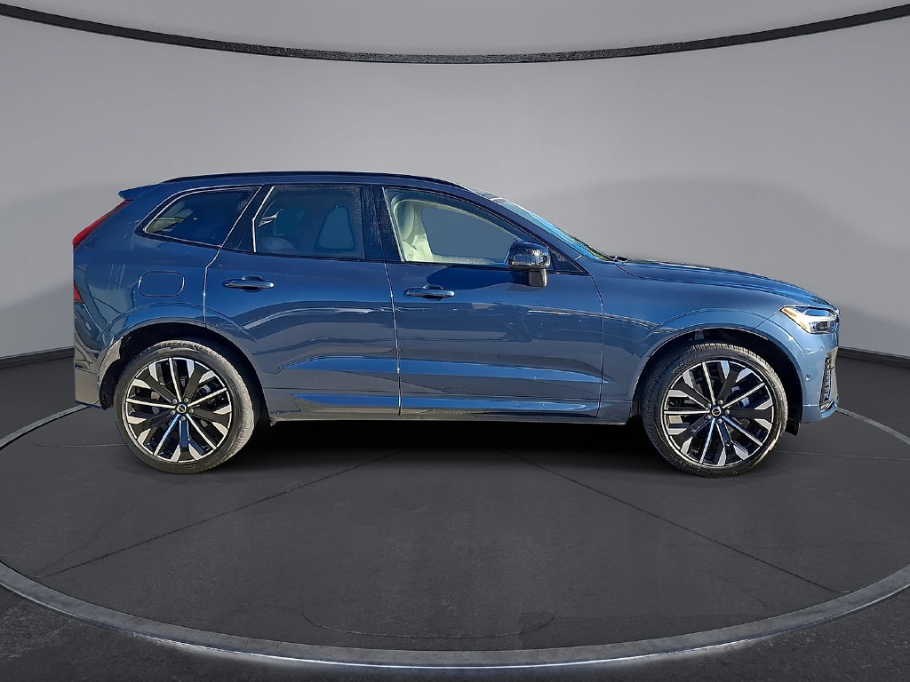 Certified 2026 Volvo XC60 B5 Ultra AWD/4WD image 6