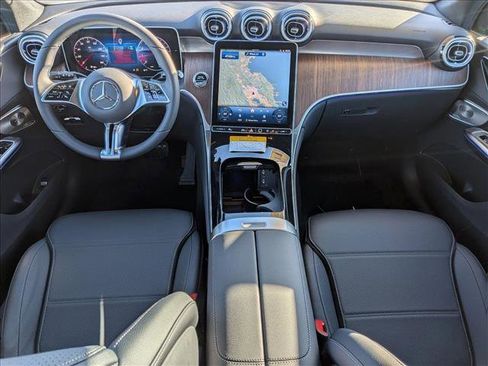 New 2026 Mercedes-Benz GLC 300 image 15