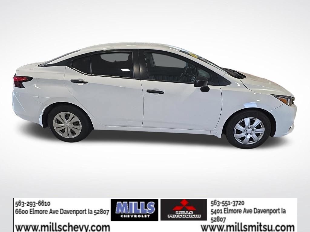 Used 2020 Nissan Versa S FWD image 6