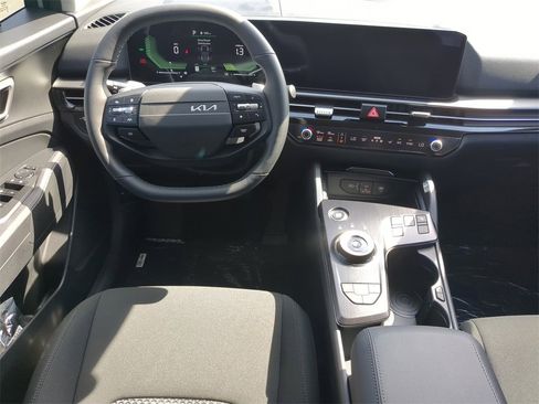 New 2026 Kia Sportage S image 16