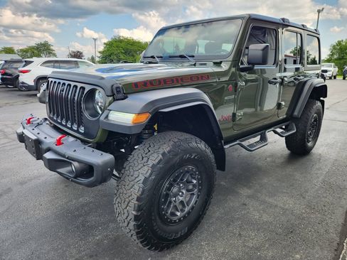 Used 2023 Jeep Wrangler Unlimited Rubicon w/ Xtreme Recon 35" Tire Package AWD/4WD image 8