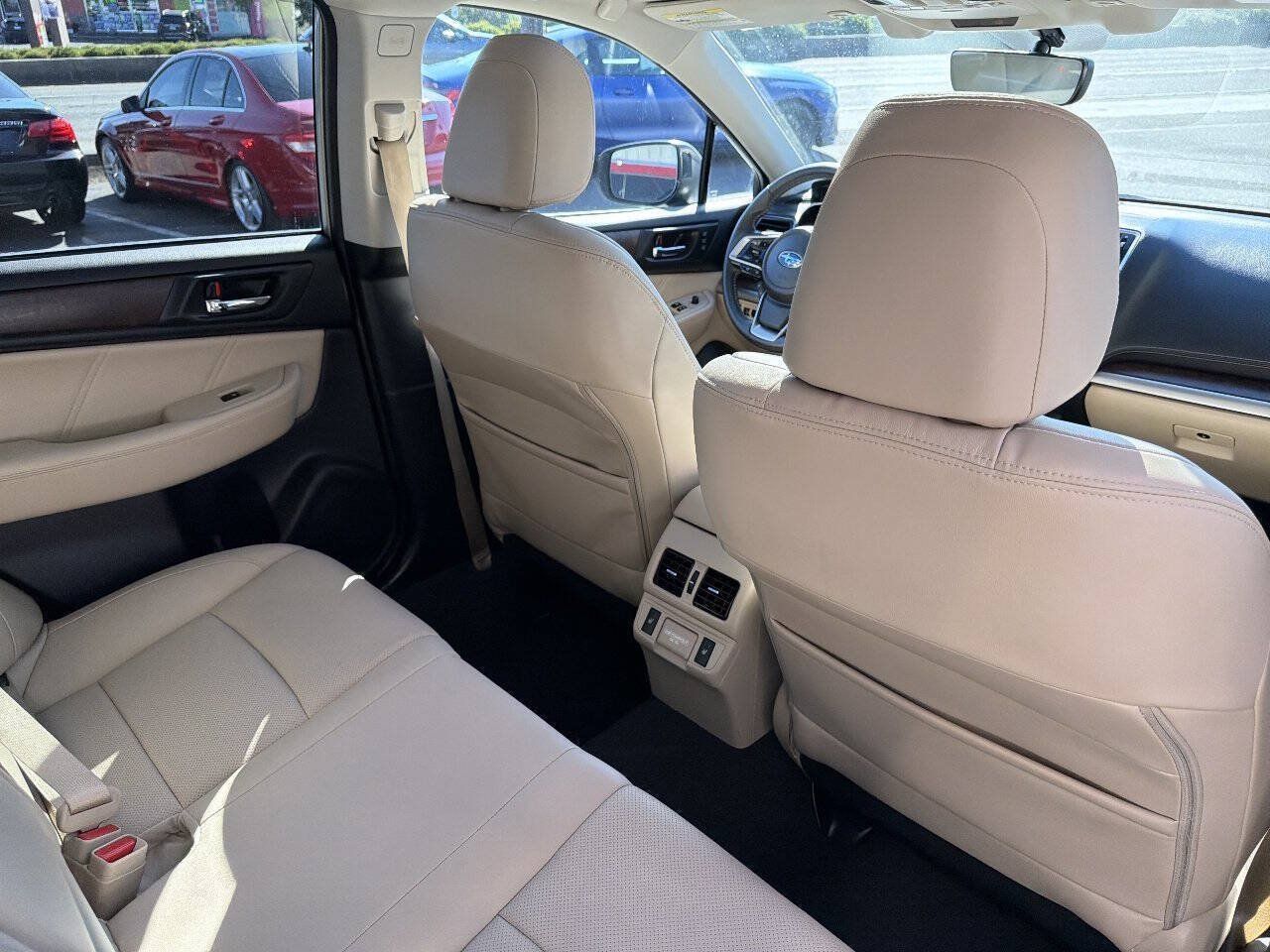Used 2018 Subaru Outback 2.5i Limited AWD/4WD image 22