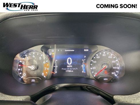 Used 2022 Jeep Compass Latitude w/ Convenience Group AWD/4WD image 2