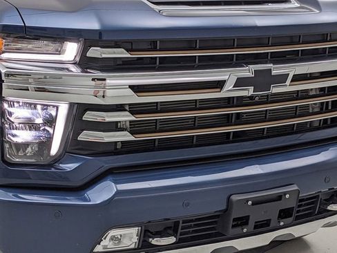 Used 2021 Chevrolet Silverado 3500 High Country image 45